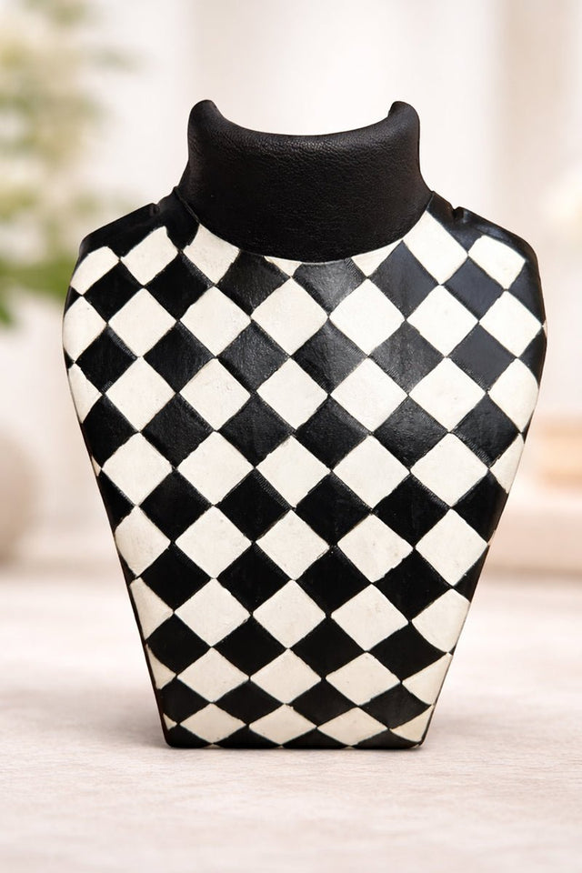 TIPI 11 x 8.5 Check This Out Black Faux Leather Large Necklace Display - Wholesale Accessory Market