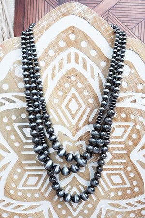 Viola Cheyenne Layered Silver Pearl Necklace - Wholesale Accessory Market