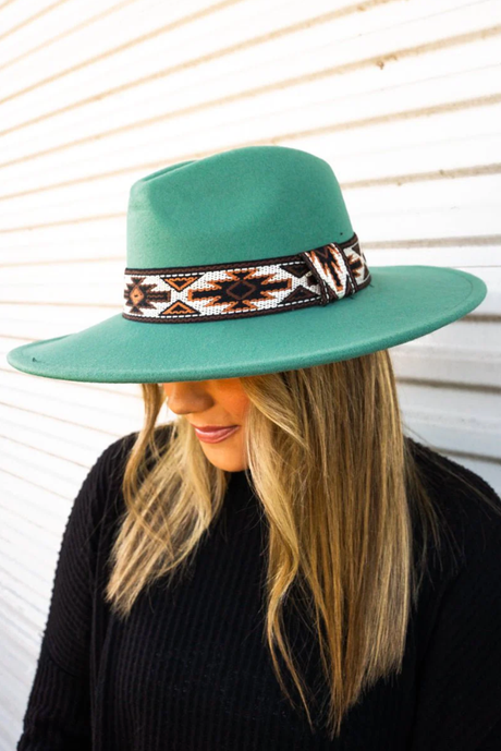 Wholesale hats for boutiques