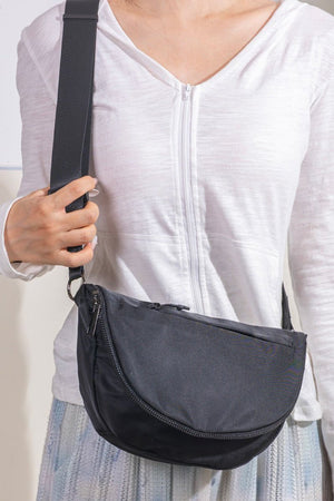 Zenana Black Nylon The Everyday Bag - Wholesale Accessory Market