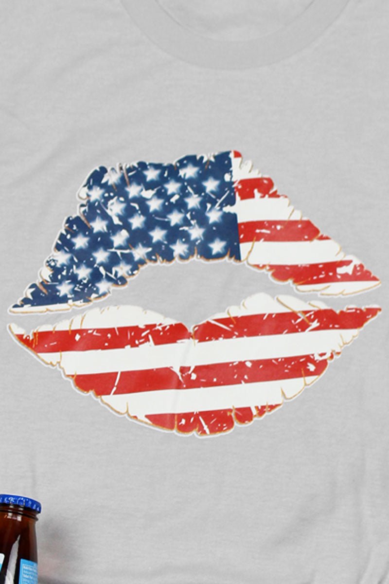 Patriotic Lips Unisex Blend Tee - Wholesale Accessory Market