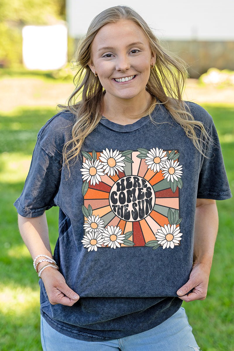 Daisy Here Comes The Sun Vintage T-Shirt - Wholesale Accessory Market