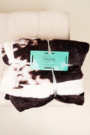 Cozy Dreams Merriwood Cow Plush Sherpa Blanket - Wholesale Accessory Market