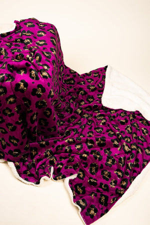 Cozy Dreams Rosita Leopard Plush Sherpa Blanket - Wholesale Accessory Market