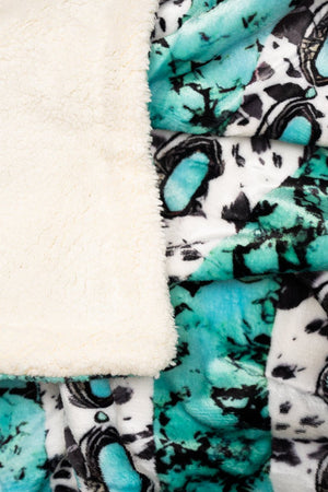 Cozy Dreams Letona Lane Plush Sherpa Blanket - Wholesale Accessory Market